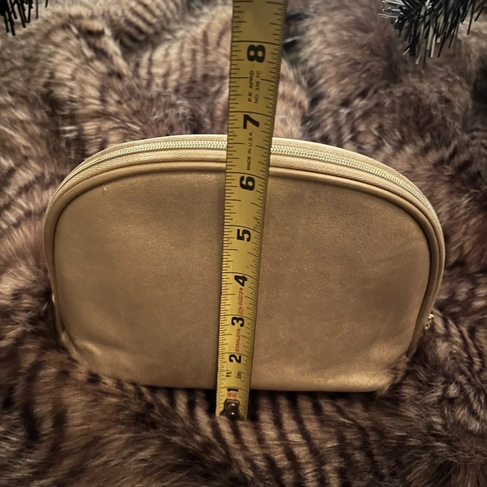 CHANEL Beauty Cosmetic Bag NWOT - Picture 6 of 8